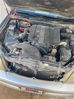 تۆیۆتا کراون